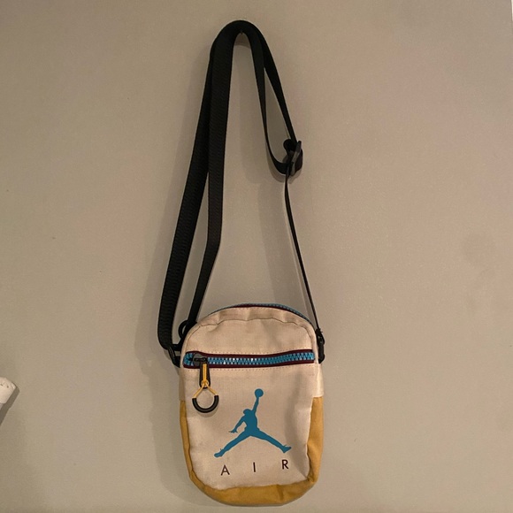 Jordan crossbody bag - Picture 1 of 5